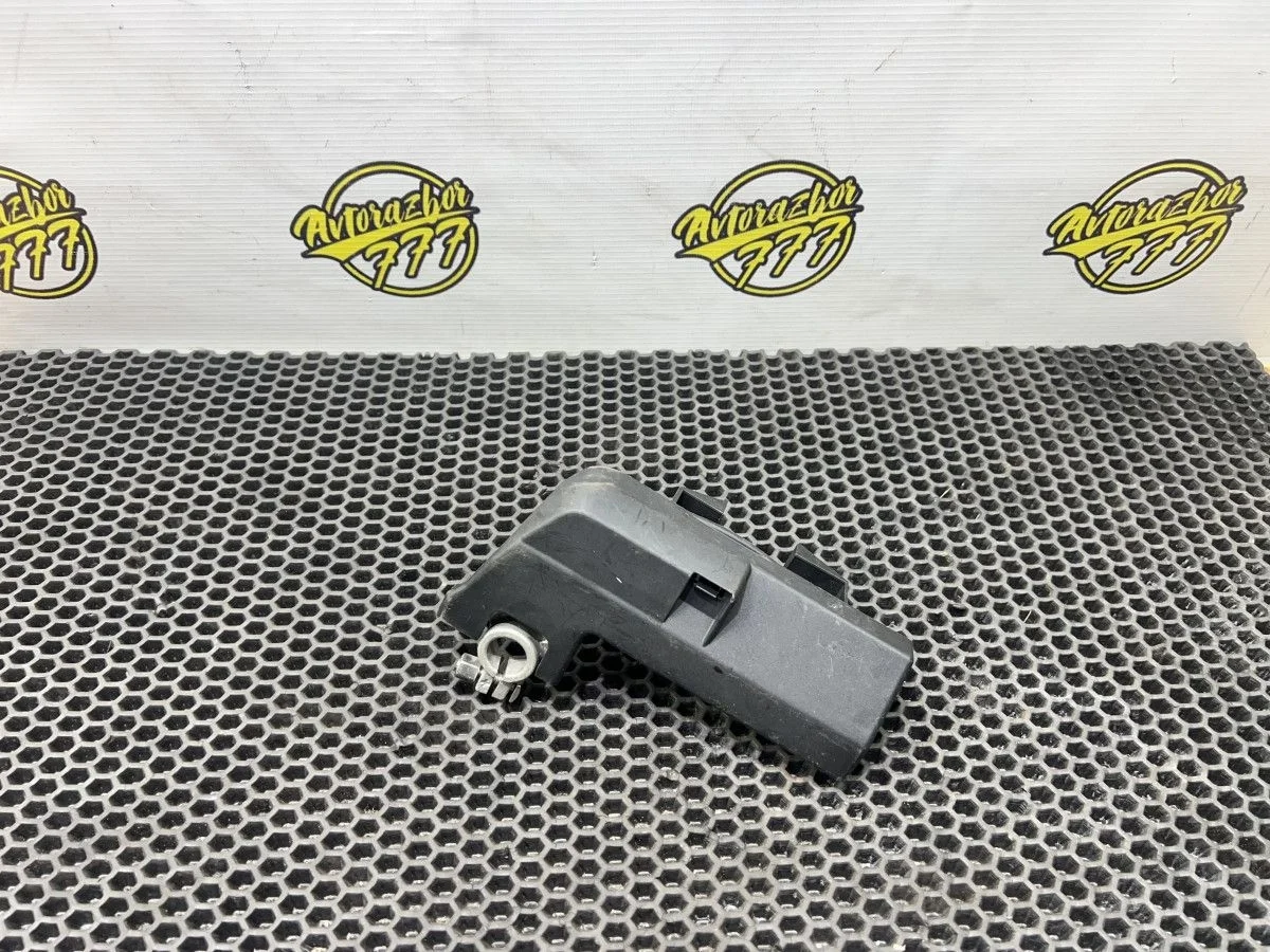 Клемма аккумулятора плюс Audi A4 B8 рестайлинг (2011—2015)