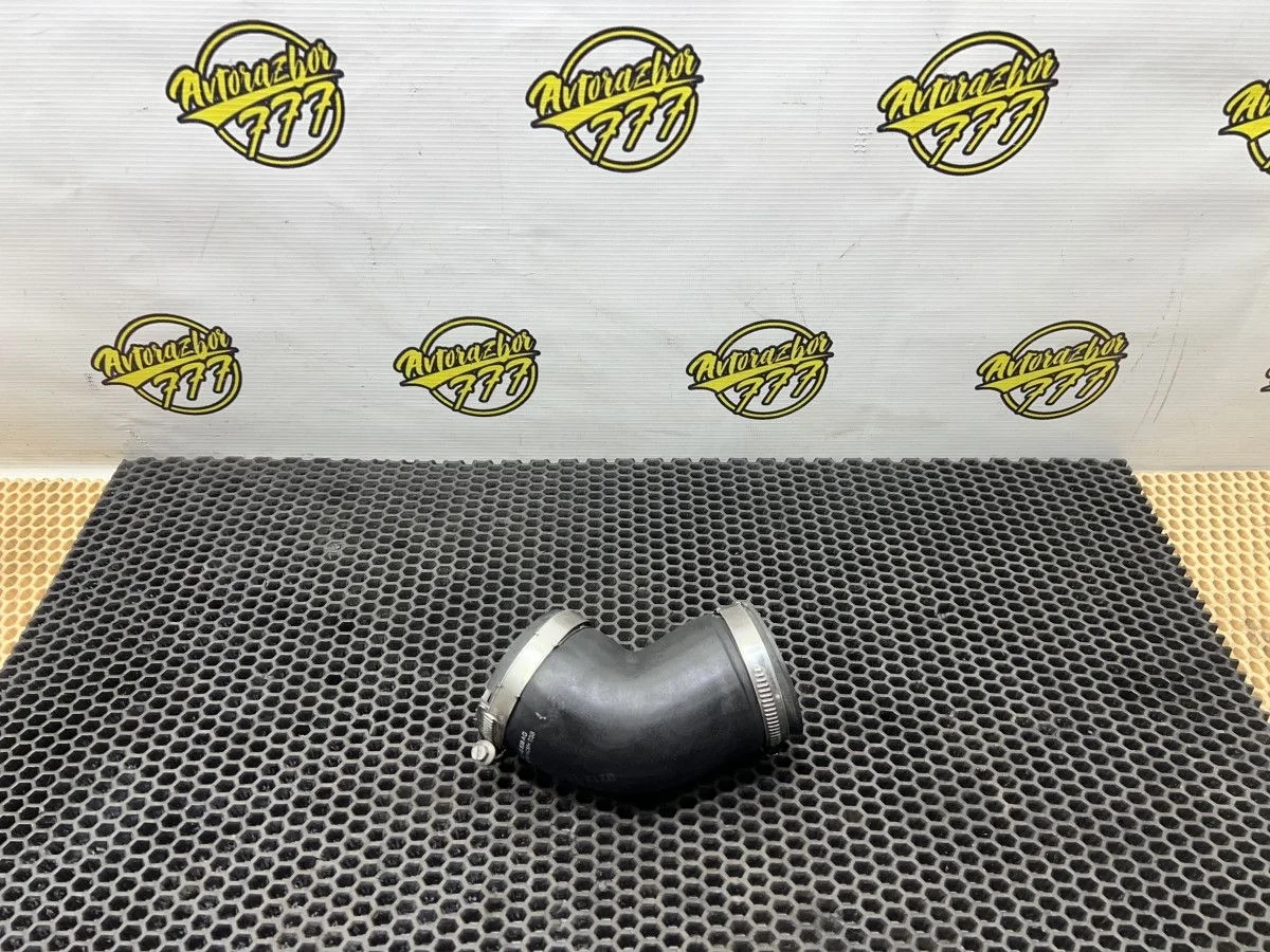 Патрубок интеркулера Volkswagen Tiguan I (2007—2011)