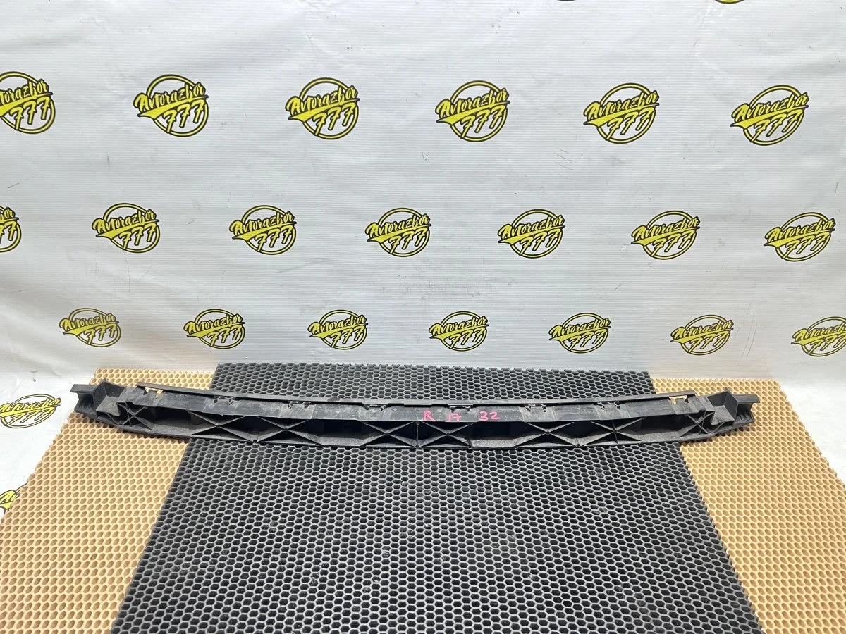 Кронштейн заднего бампера Audi A6 C7 (2011—2014)