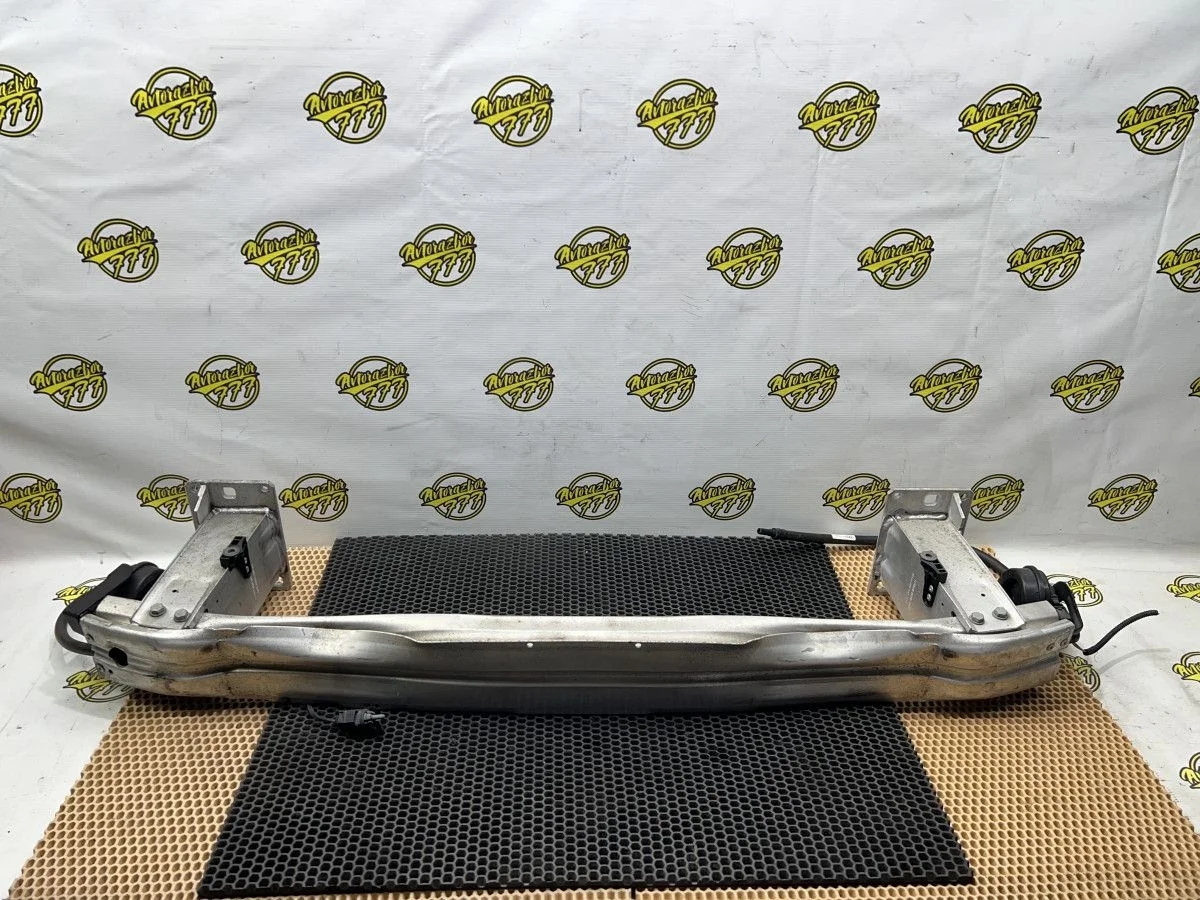 Усилитель переднего бампера Audi A4 B8 рестайлинг (2011—2015)