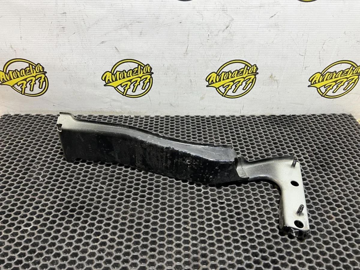 Кронштейн крепления крыла Audi A5 I рестайлинг (2011—2016)