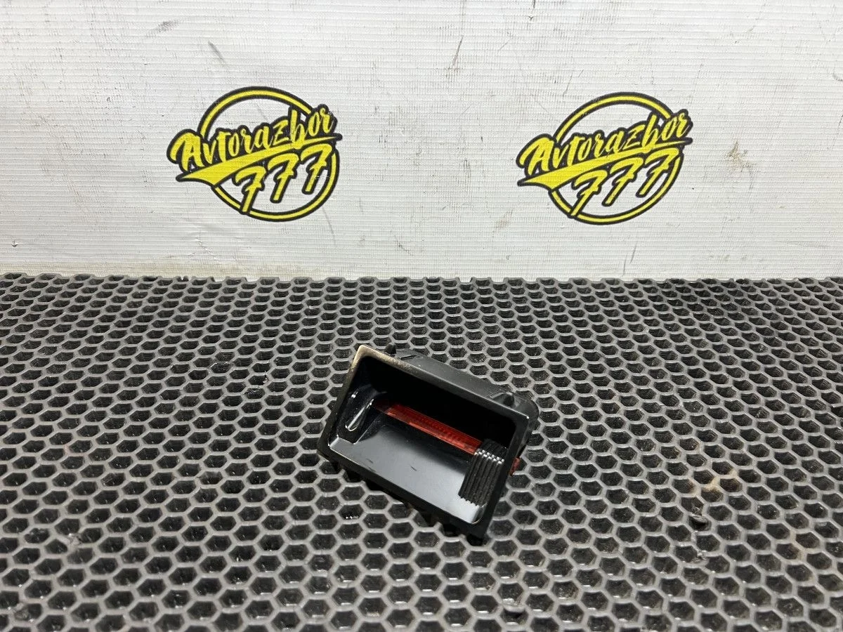 Пепельница Audi A4 B8 рестайлинг (2011—2015)