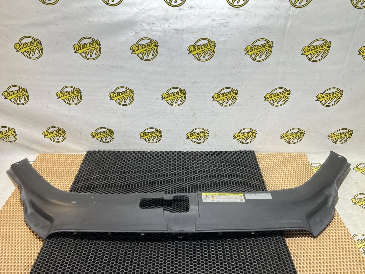 Кожух замка капота Audi Q7 4L рестайлинг (2009—2015)