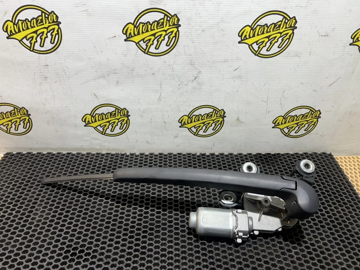 Моторчик стеклоочистителя задний Audi Q3 I (2011—2014)