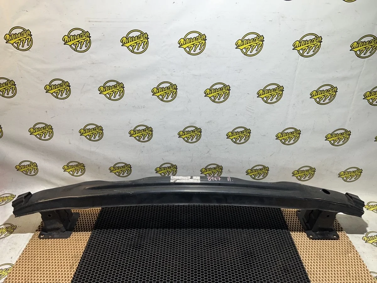 Усилитель заднего бампера Audi Q3 I (2011—2014)