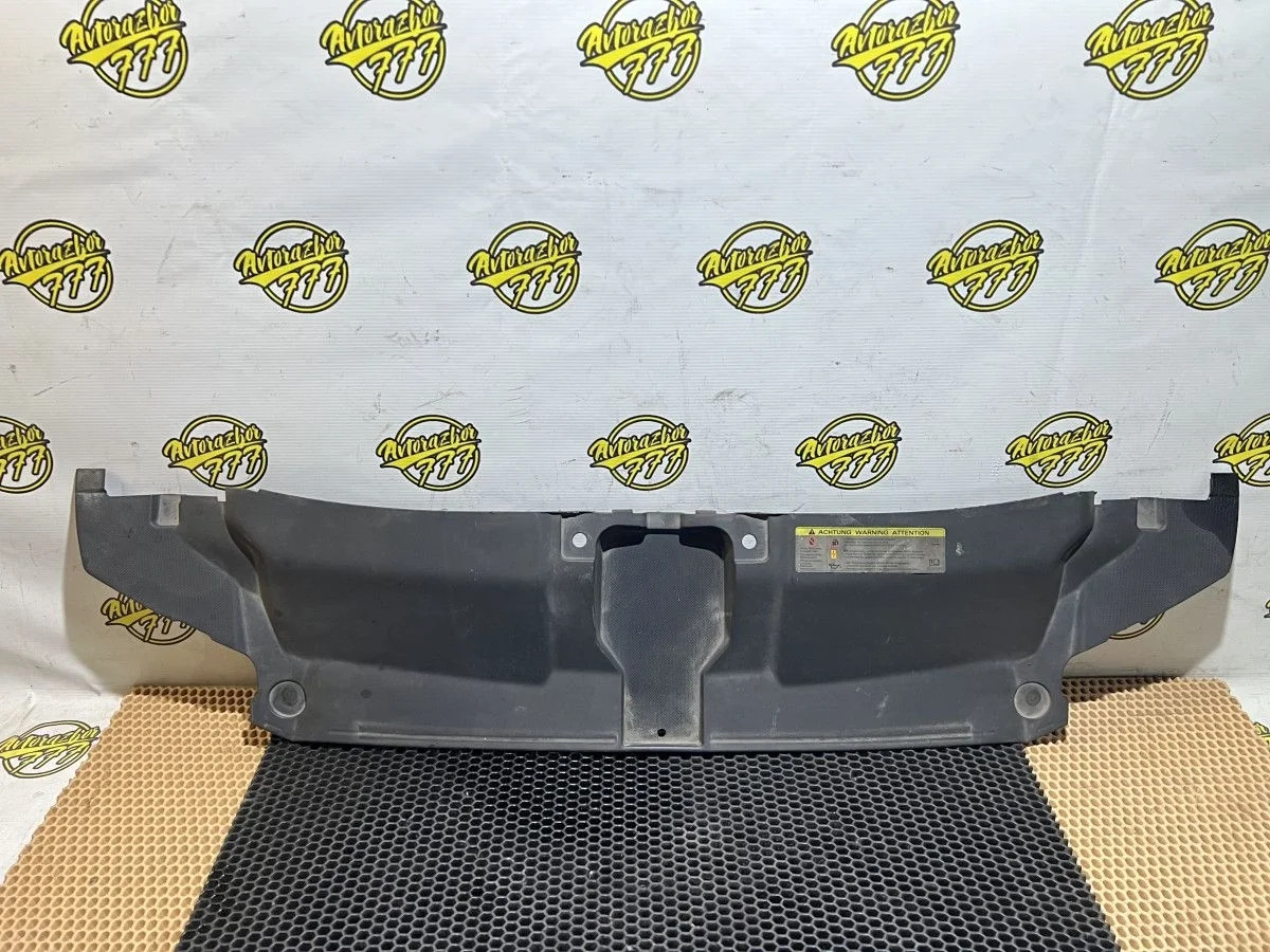 Кожух замка капота Audi A6 C7 (2011—2014)