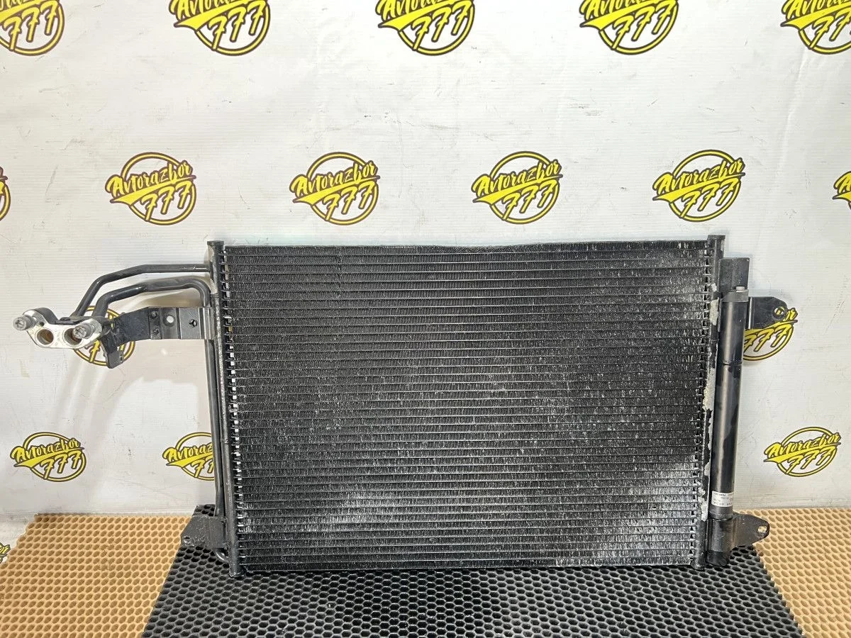 Радиатор кондиционера Audi A3 8P рестайлинг 2 (2008—2013)