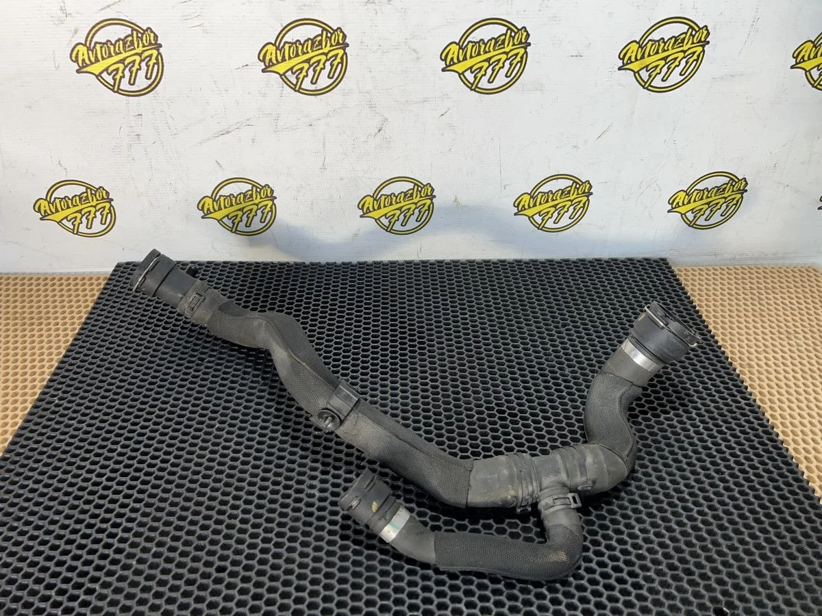 Трубка системы охлаждения Audi A4 B8 (2007—2012)