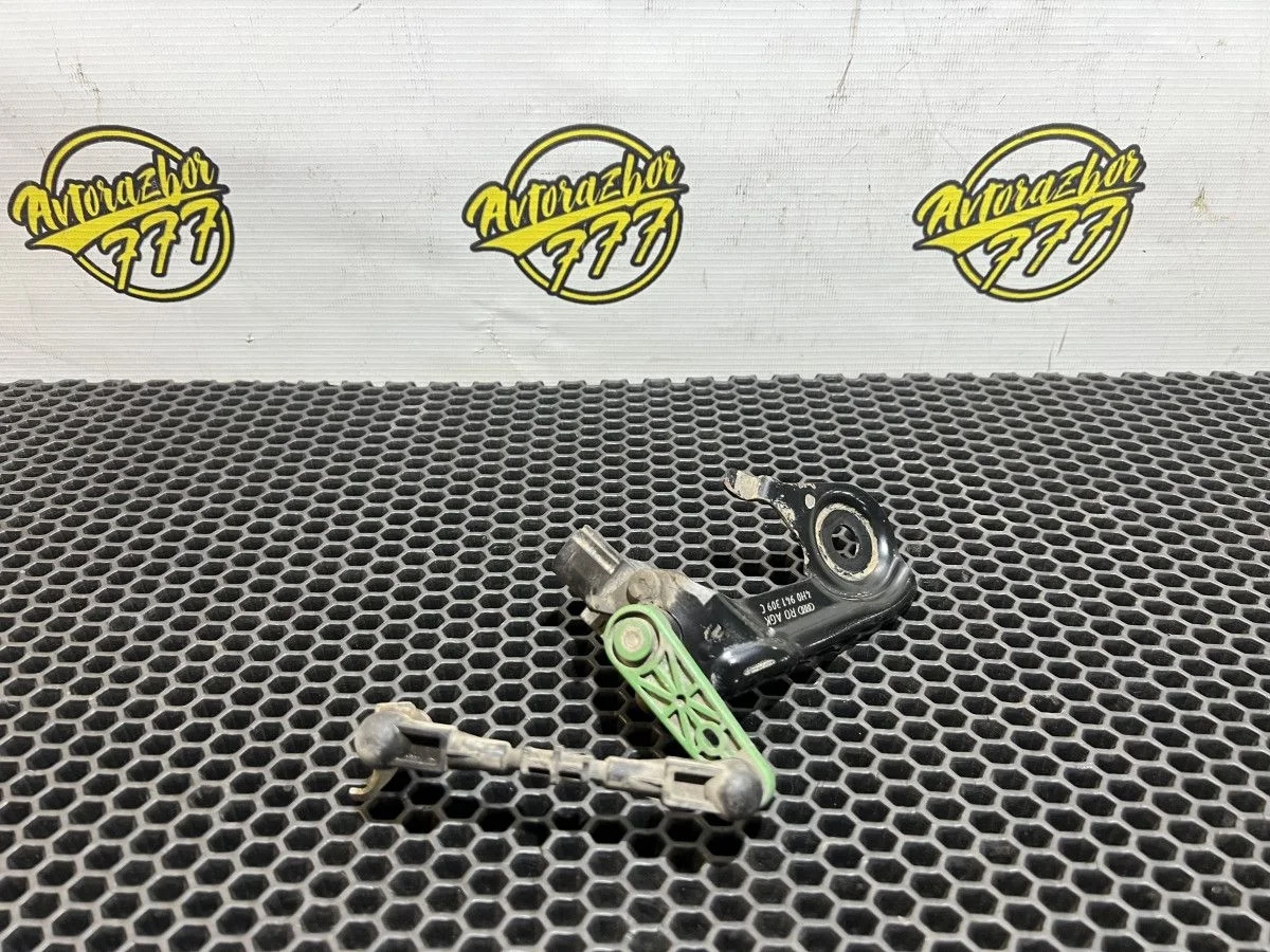 Датчик регулировки дорож. просвета Audi A8 D4 (2010—2014)