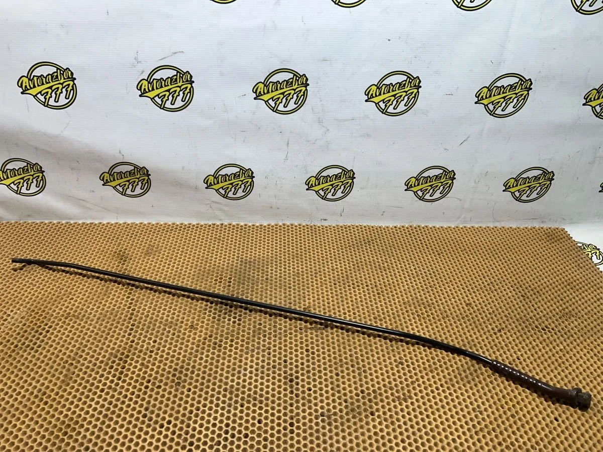 Упор капота Volkswagen Tiguan I рестайлинг (2011—2019)   2012