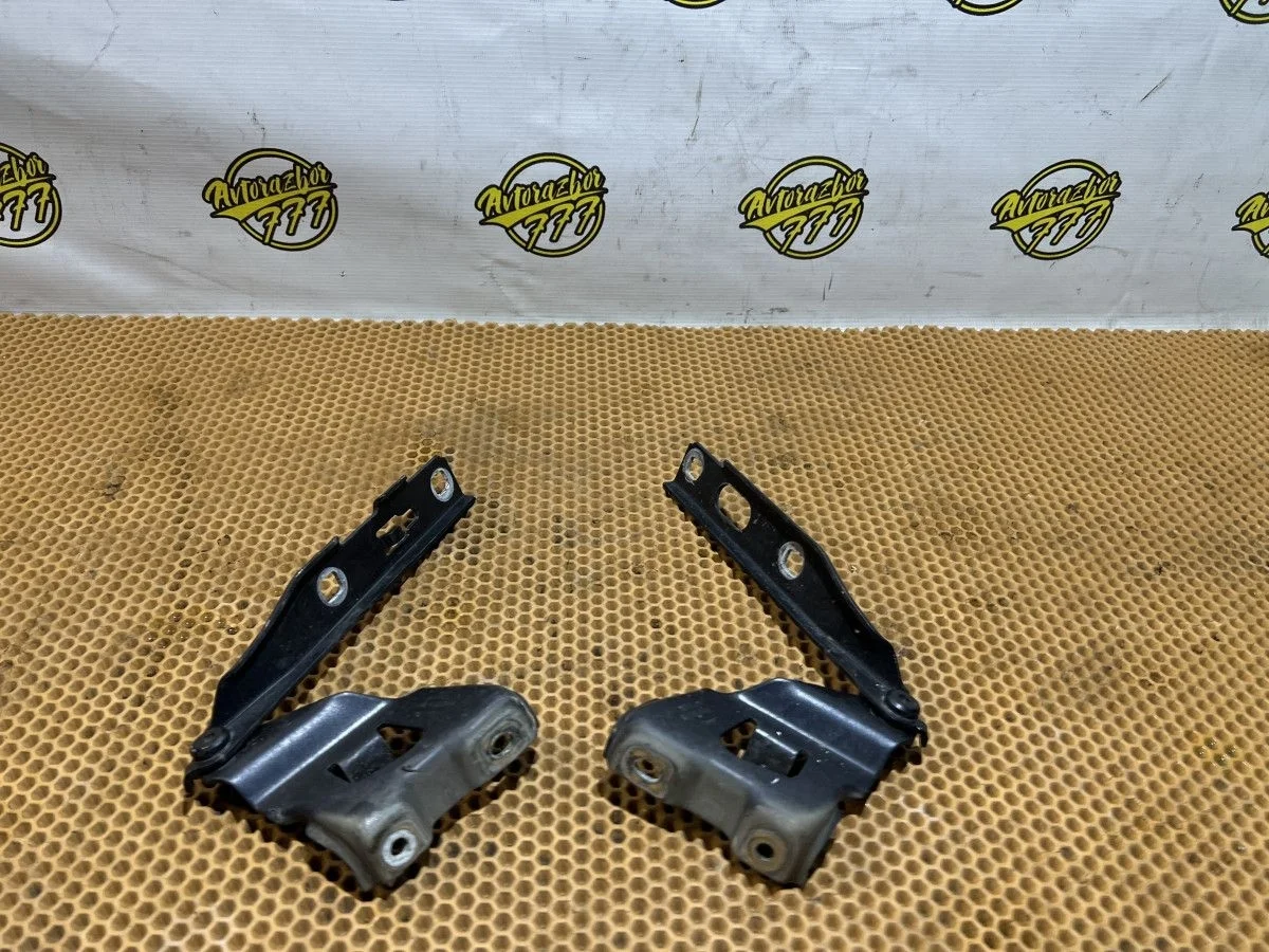 Петля капота Audi A4 B8 рестайлинг (2011—2015) B8 CDN 2012