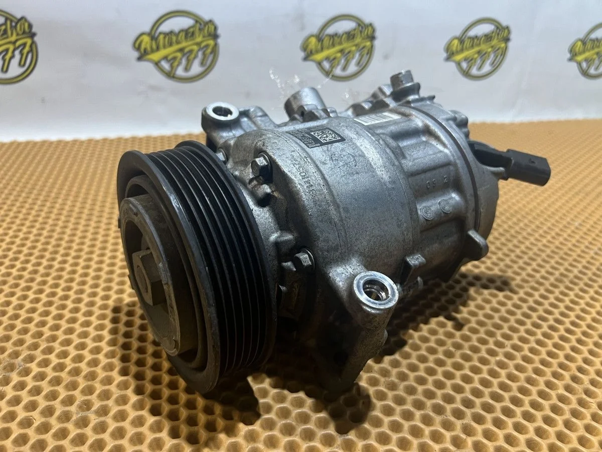 Компрессор кондиционера Audi A4 B9 (2015—2020) B9 CYR 2017