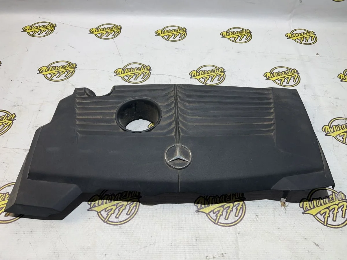 Накладка декоративная на двигатель Mercedes-Benz B-класс W246 (2011—2014)