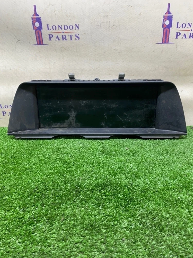 Монитор BMW F10