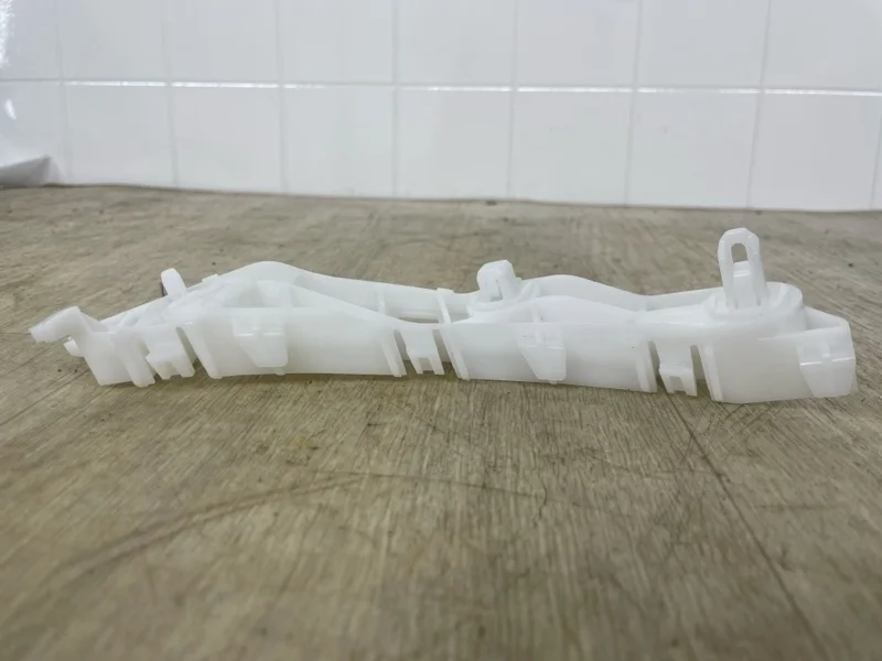 КРОНШТЕЙН БАМПЕРА MITSUBISHI OUTLANDER 3 2015 6400H313 GF2W 4B10, передний левый