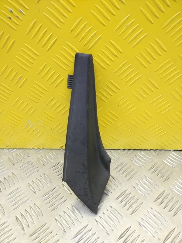 Молдинг стекла лобового Toyota Rav 4 (Ca40) (2012-2019) 2013 5386642020 2.0 D 1ADFTV