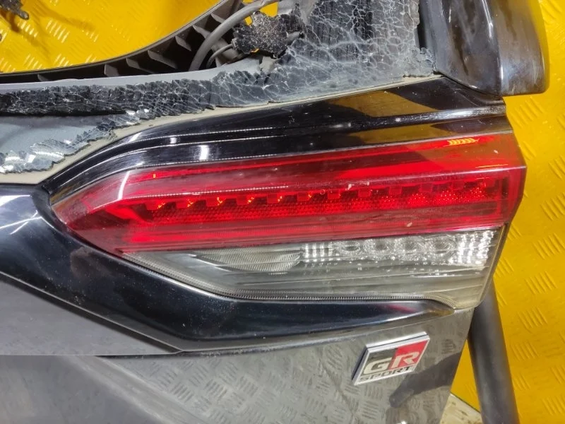 Фонарь задний правый Toyota Rav 4 (Xa50) (2018-Н.в.) 2023 8158142151 2.5 I A25AFXS