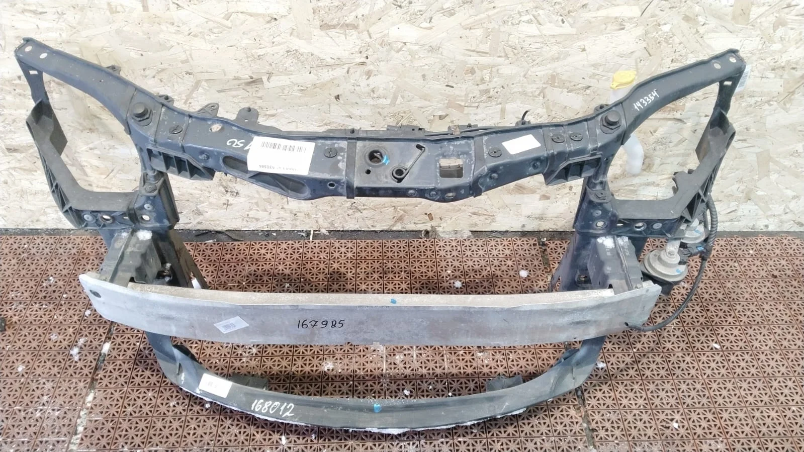 Усилитель бампера OPEL CORSA D 2006- передний силумин б/у CORSA D(2006-2014)