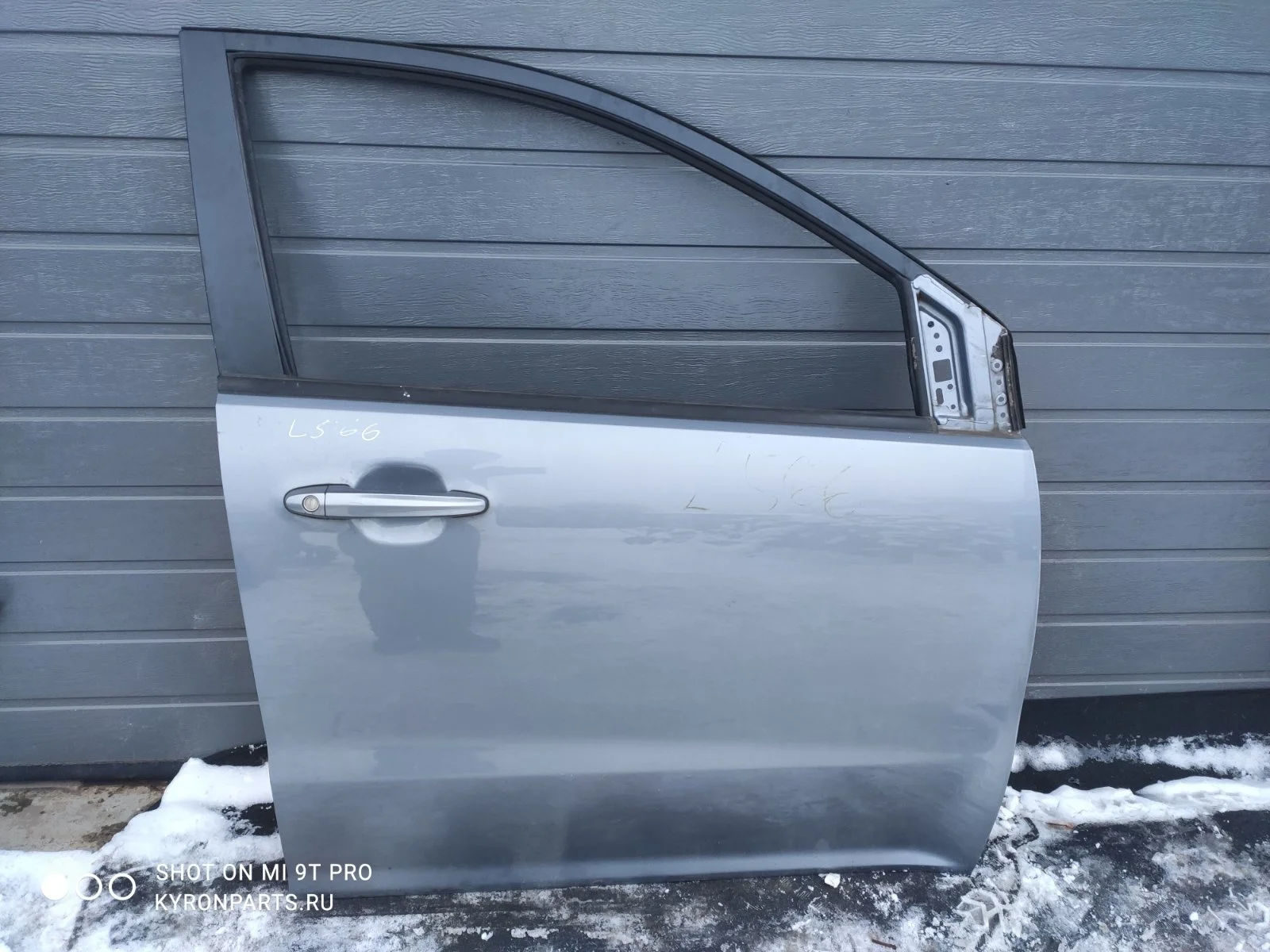 Дверь SsangYong Actyon 2012 C200