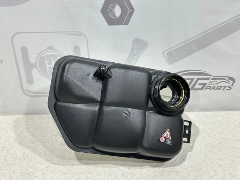 Расширительный бачок Mercedes-benz W211