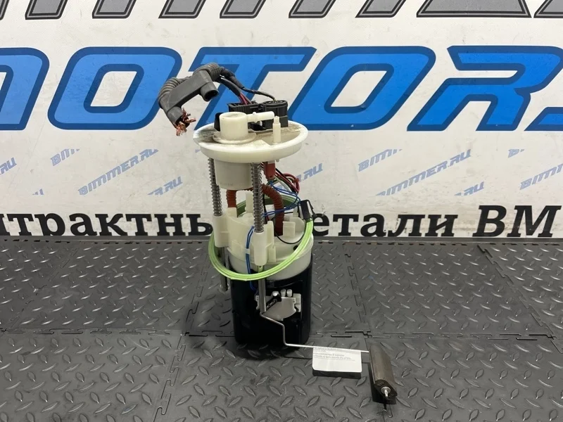Топливный насос Bmw X6M 2012 16117212585 E71 S63B44A