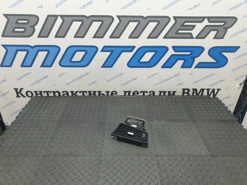 Дефлектор воздушный BMW 550iX 64229166884 F10 N63B44A, правый