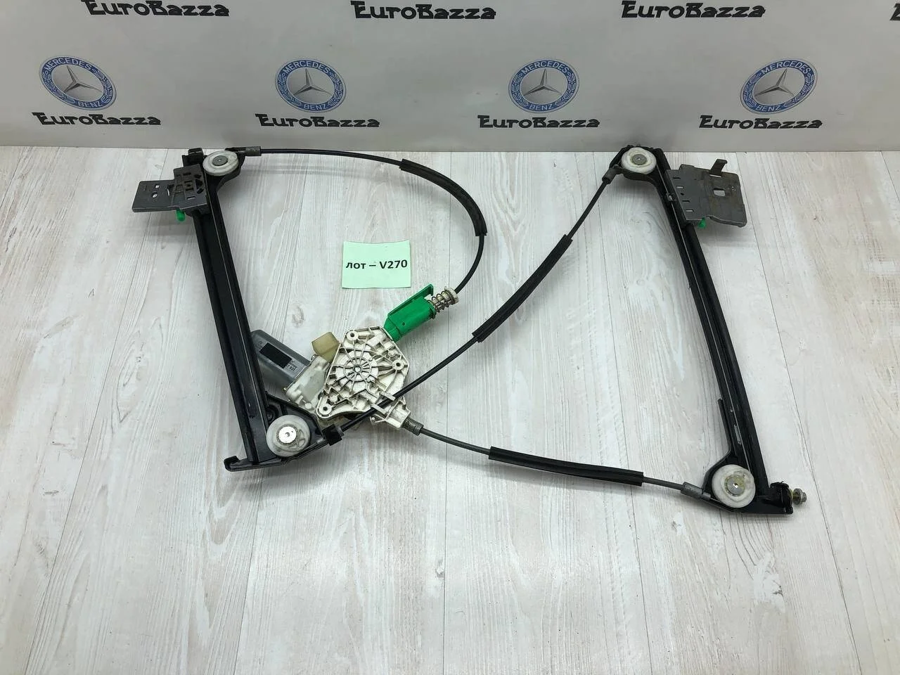 Стеклоподъемник правой двери Mercedes R230