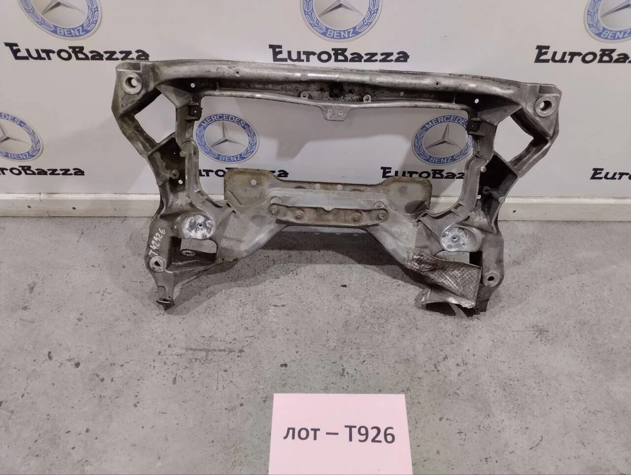 Передняя интегральная балка Mercedes W203