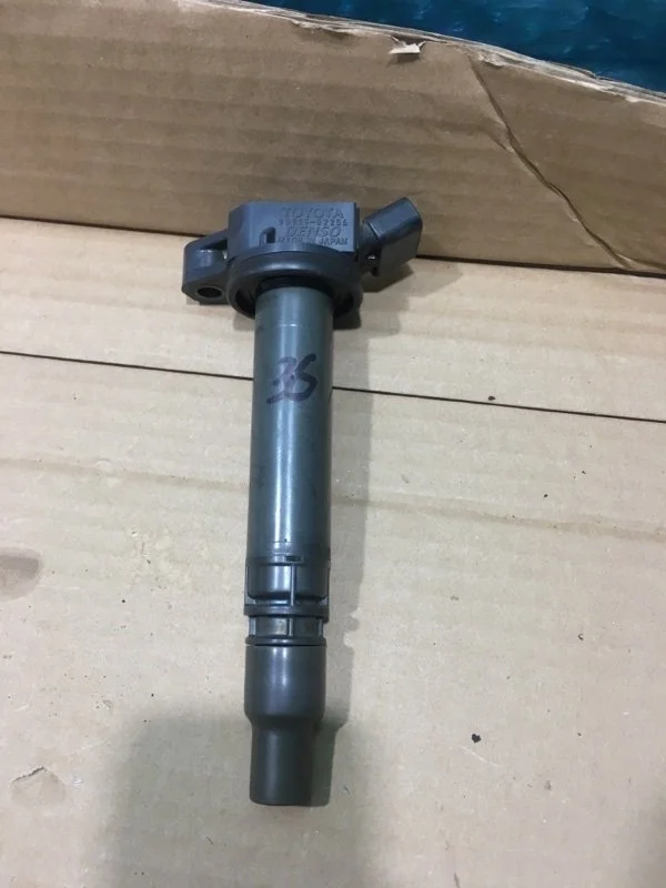 Катушка зажигания LEXUS LX570 2017 9091902256 URJ202 3UR-FE 5.7