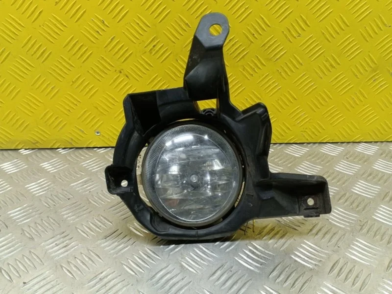 Фара противотуманная правая Toyota Rav 4 (Ca40) (2012-2019) 2013 8121060180 2.0 D 1ADFTV
