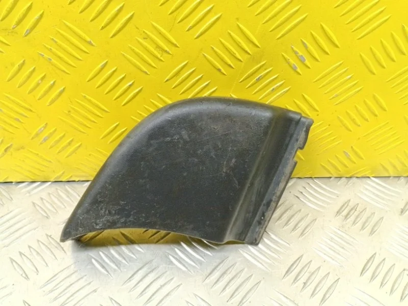 Накладка на бампер Toyota Hilux (2005-2015) 2015 521630K010 ПИКАП 2.5 D 2KDFTV