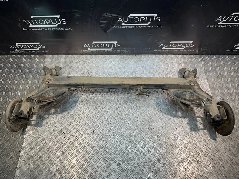 Балка подвески Renault Logan 2009 555019768R СЕДАН 1.6 K7M710, задняя