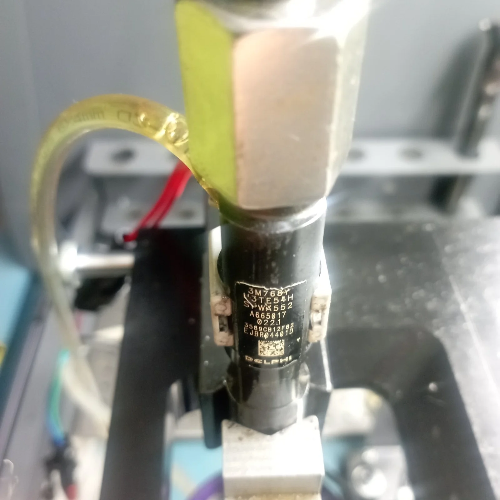 Форсунка delphi евро4 d27dt SsangYong Rexton 2012 Y250