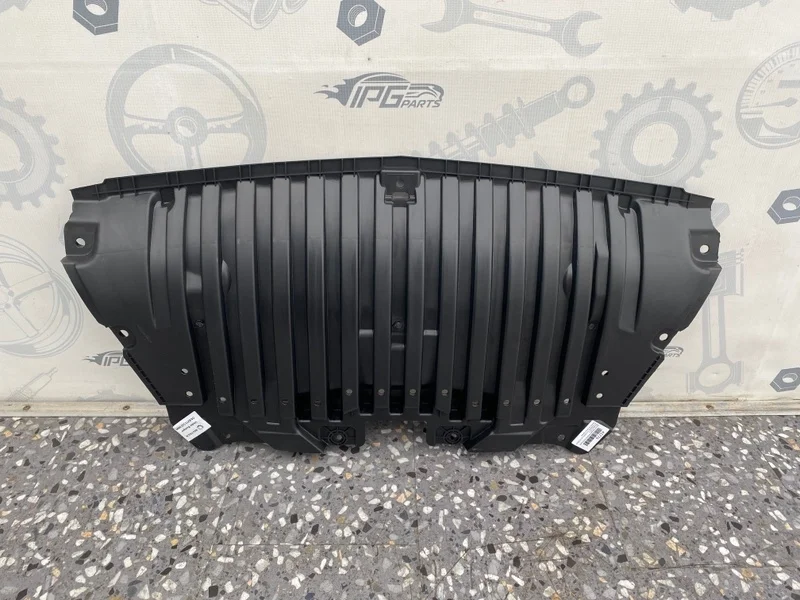 Защита переднего бампера центральная Mercedes-benz C238