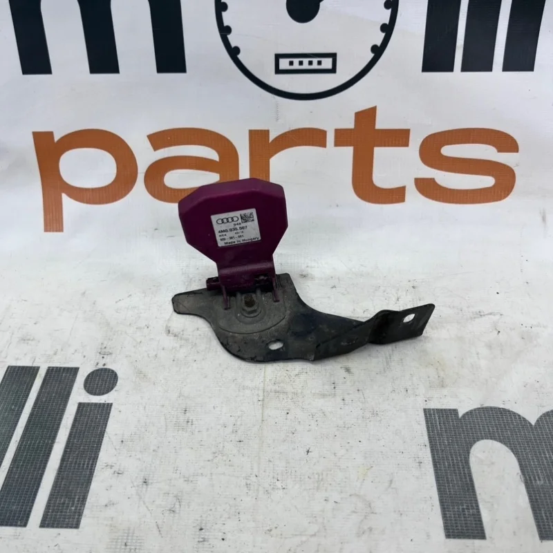 Антенна Audi Q7 2016 4M