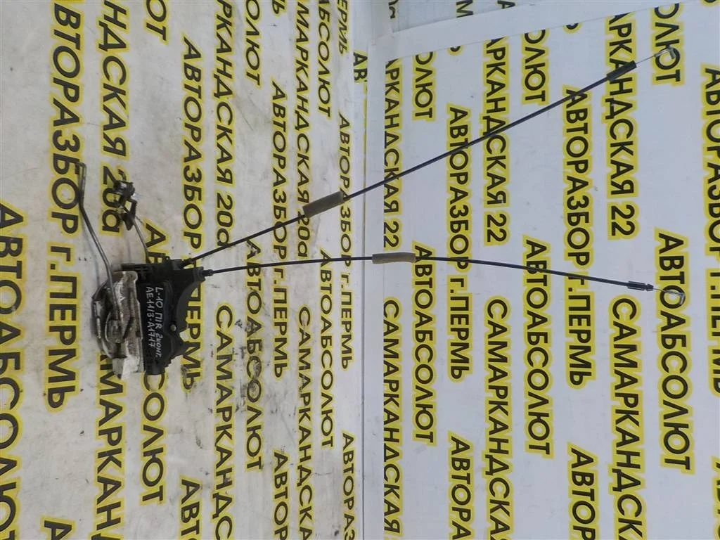 Замок двери передней правой Mitsubishi Lancer X (2007—2010)