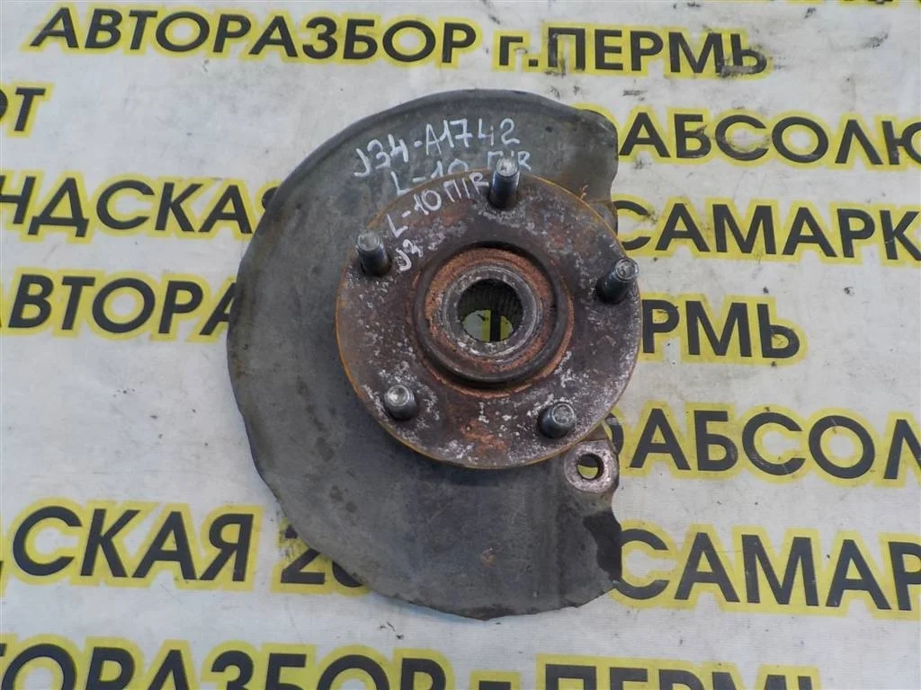 Кулак поворотный передний правый Mitsubishi Lancer X (2007—2010)