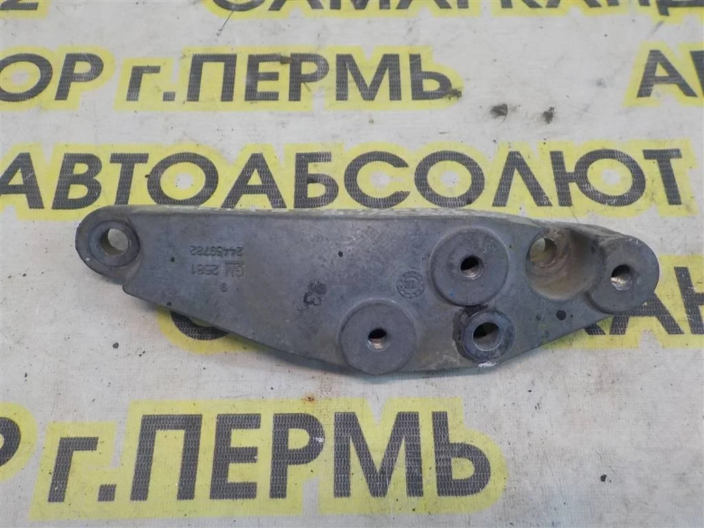 Кронштейн двигателя Opel Meriva B (2010—2014)