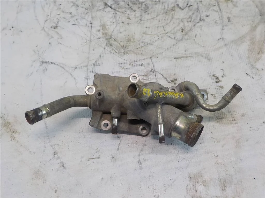 Корпус термостата Nissan Qashqai I (2006—2010)