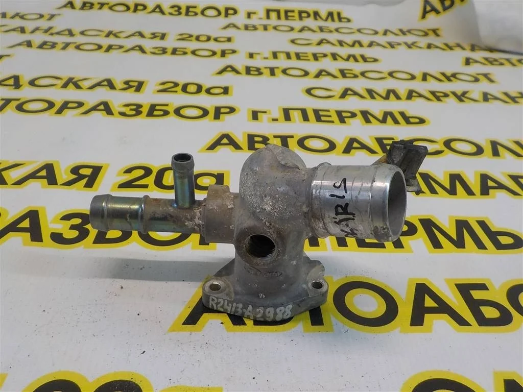 Фланец двигателя системы охлаждения Hyundai Solaris I (2010—2014)