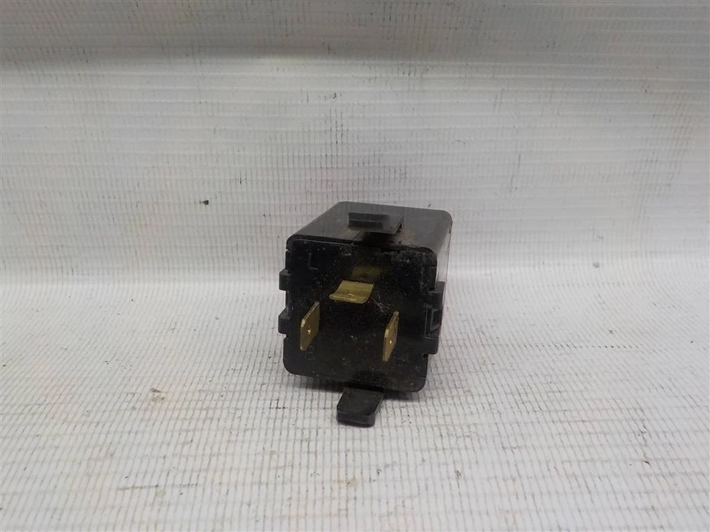 Реле поворотов KIA RIO II (2005—2009)