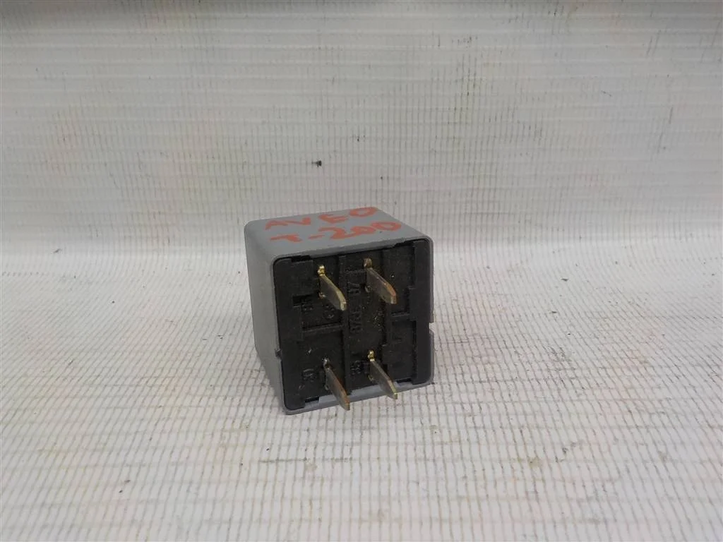 Реле Chevrolet Aveo I (2003—2008)