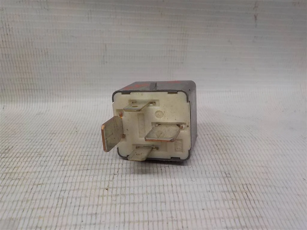 Реле Toyota RAV4 III (2005—2010)