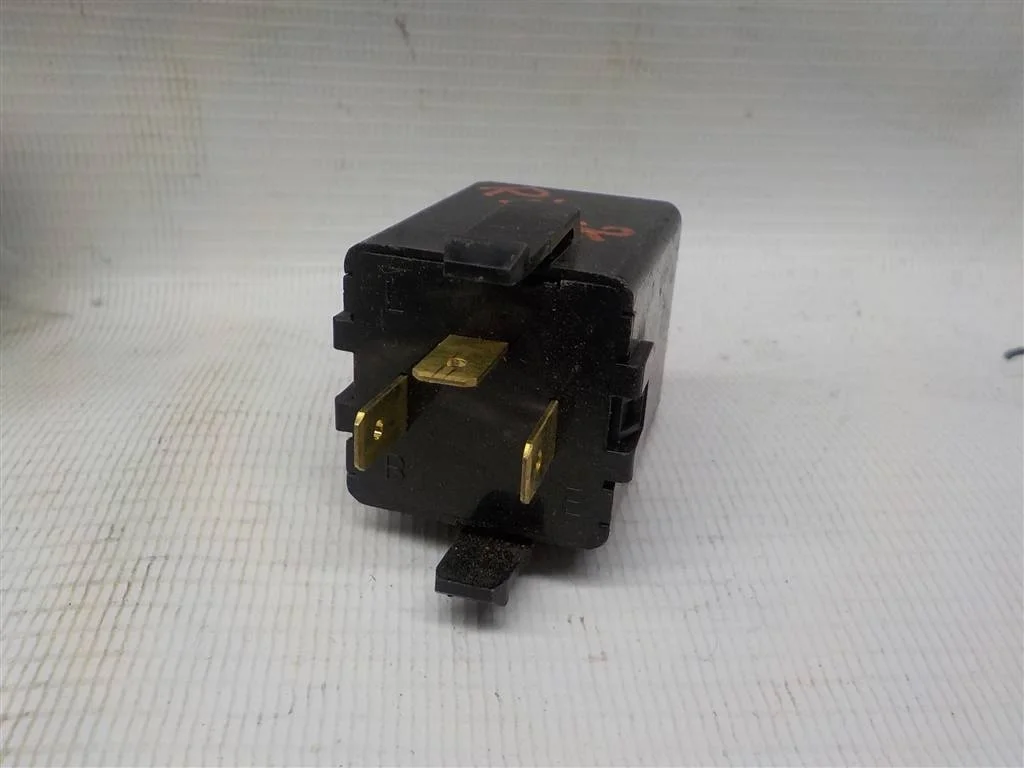 Реле поворотов KIA RIO II (2005—2009)