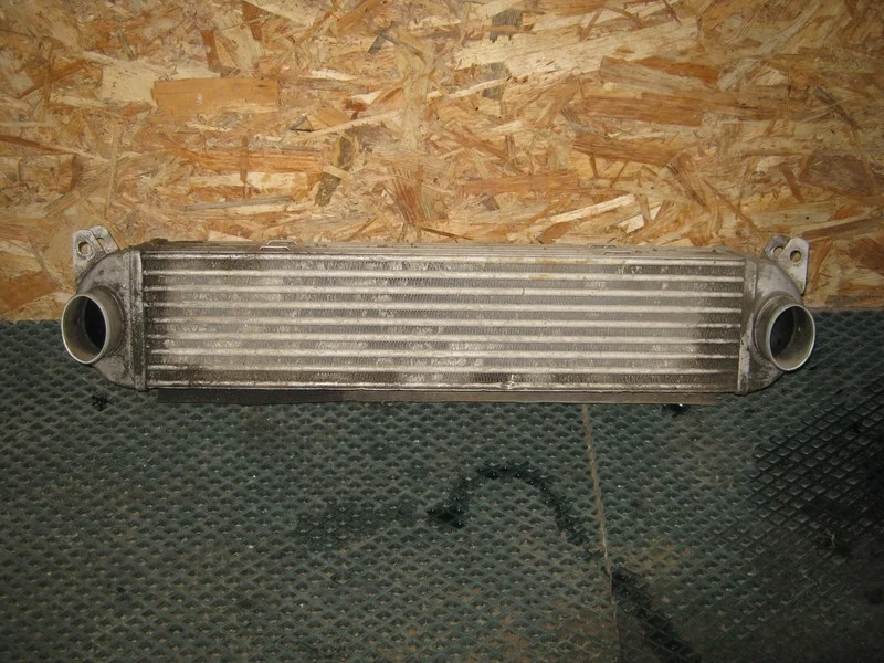 Интеркулер Land Rover Discovery 3