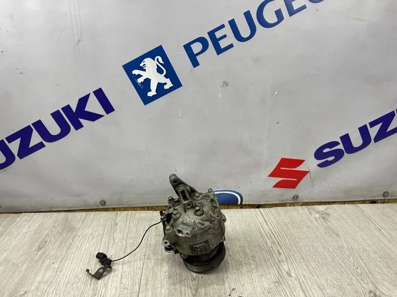 Компрессор кондиционера Mitsubishi Outlander 2008