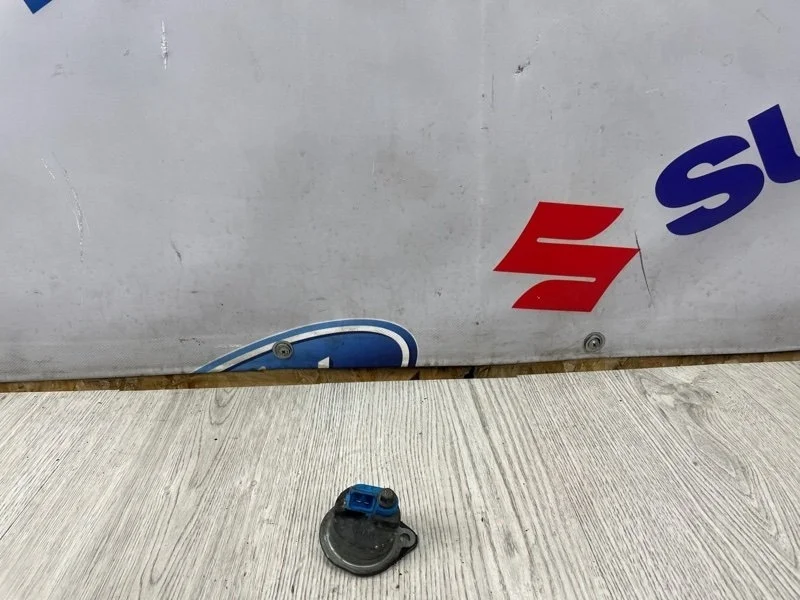 Датчик положения коленвала FORD FOCUS 2 2009