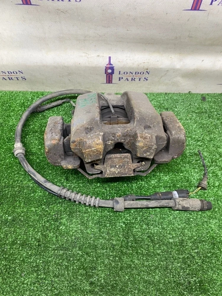 Суппорт тормозной BMW 320dX F30