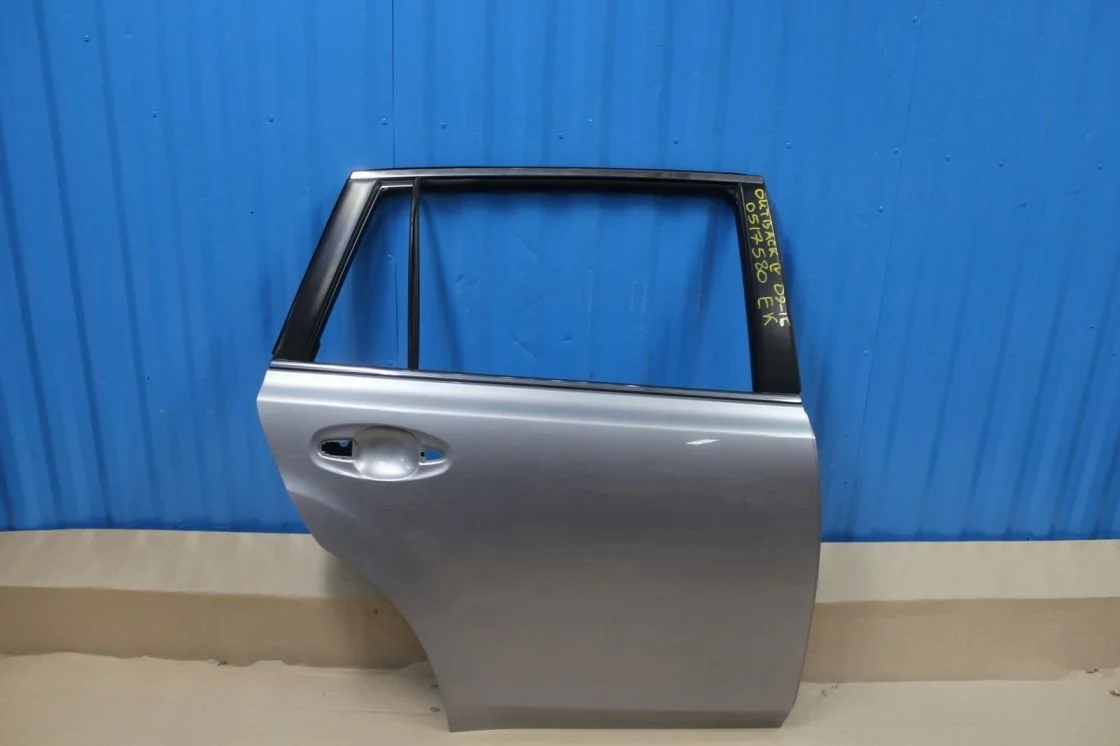 Дверь правая задняя для Subaru Legacy Outback B14 2010-2015