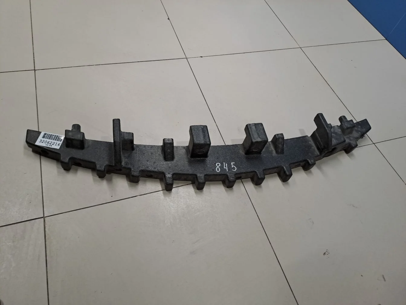 Наполнитель переднего бампера для Nissan Tiida C11 2004-2013